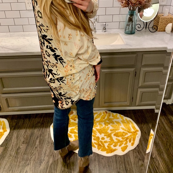 BILLABONG Floral Boho Black and Cream Coverup S/M - Picture 4 of 8